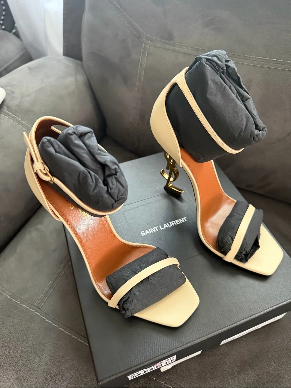 Saint Laurent Cream Leather YSL Monogram Heel Sandals - Picture 2 of 4